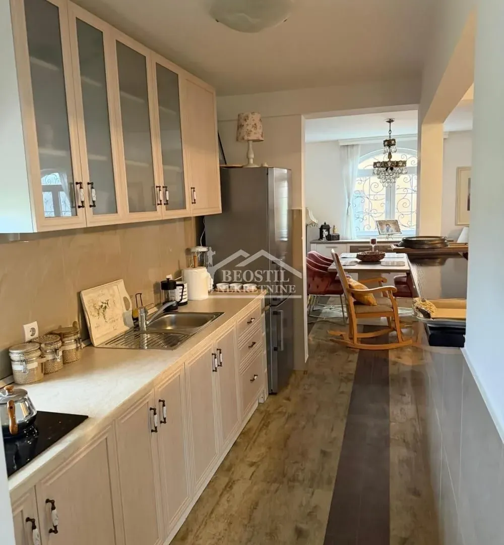 Prodaja, kuća, 89m², Centar, Ub
