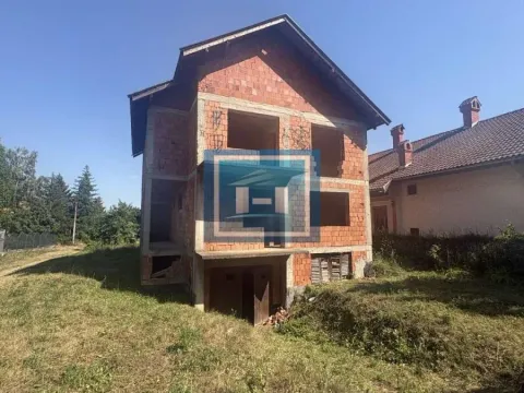 Kuća in Budžino brdo