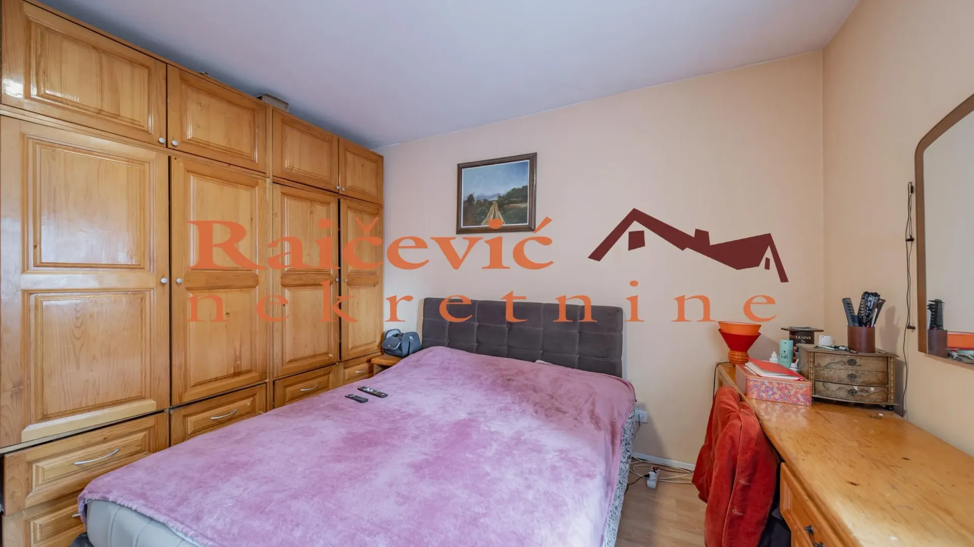 Prodaja, trosoban stan, 76m², Stari Grad, Beograd