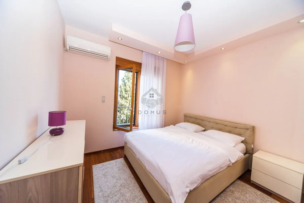 Rent, two bedroom apartment, 75m², Centar, Podgorica