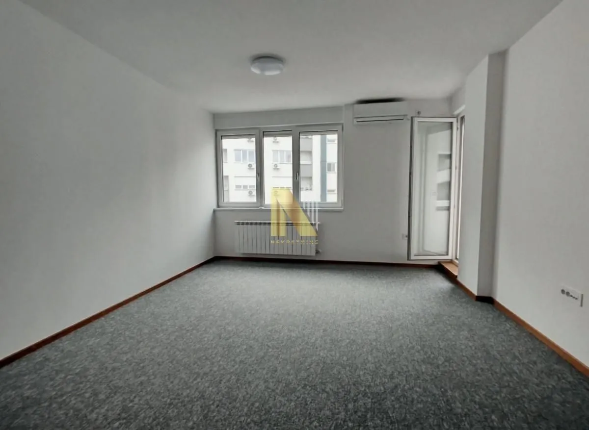 Rent, office space, 61m², Adamovićevo Naselje, Novi Sad Sve Podlokacije