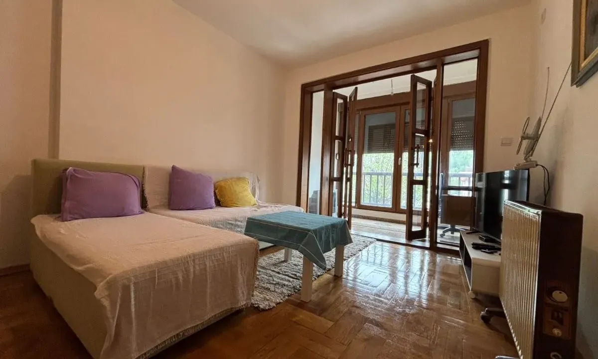 Prodaja, jednosoban stan, 42m², Centar, Kolašin