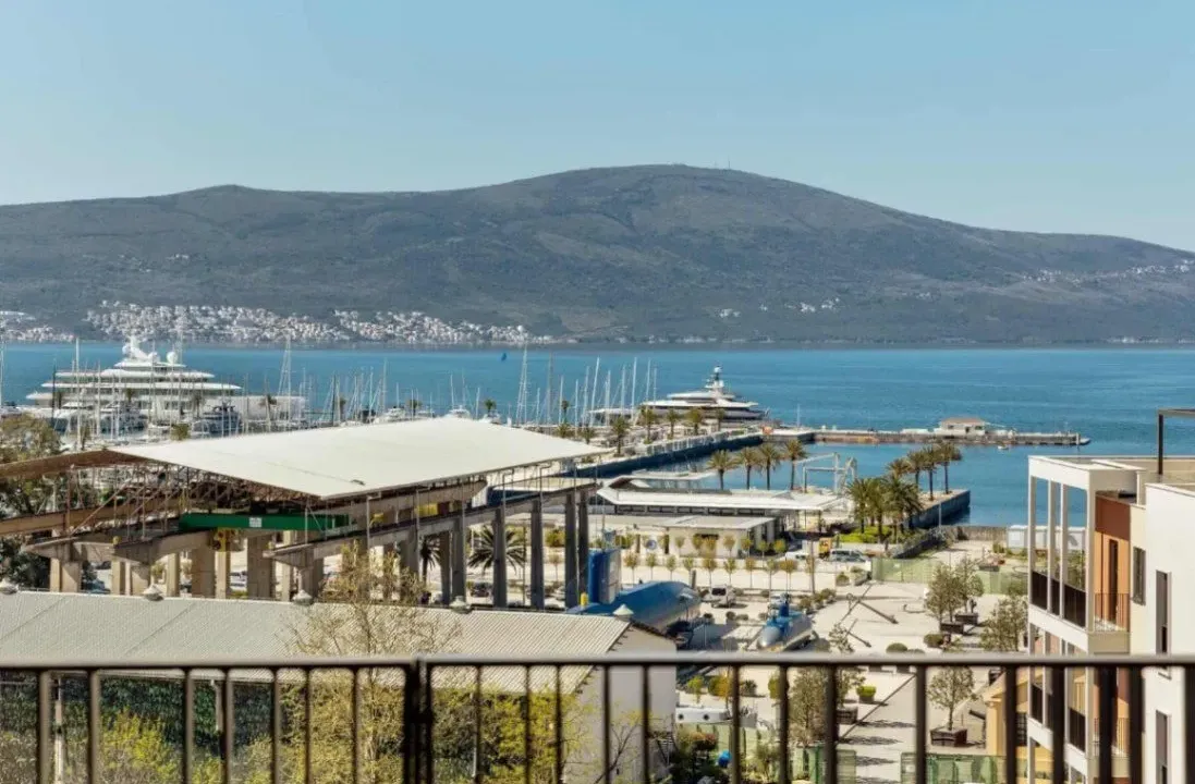 Sale, two bedroom apartment, 87m², Porto Montenegro, Tivat