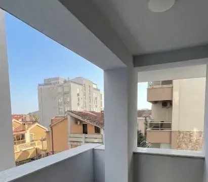 Sale, studio apartment, 42m², Gospoština, Budva - image 2