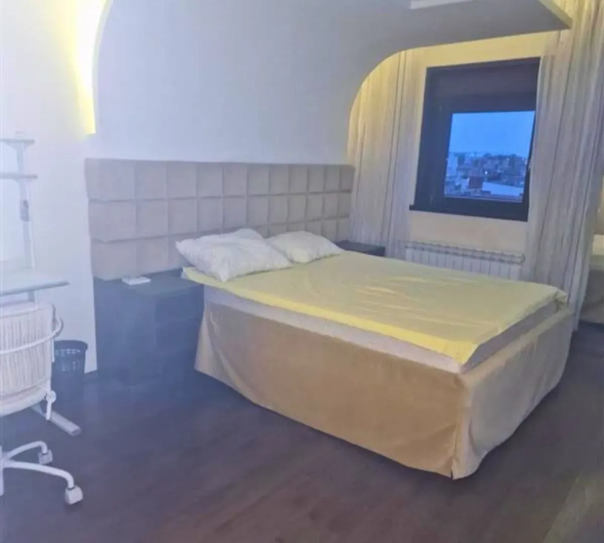 Rent, three bedroom apartment, 123m², Vračar Sve Podlokacije, Beograd