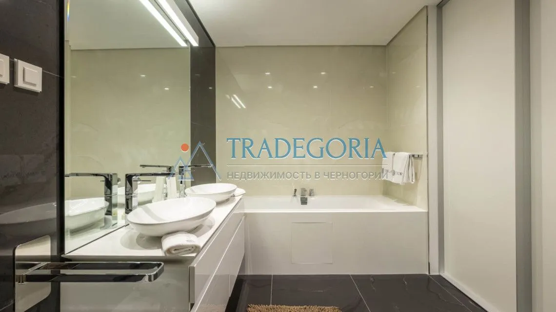 Prodaja, jednosoban stan, 95m², Budva, Crna Gora