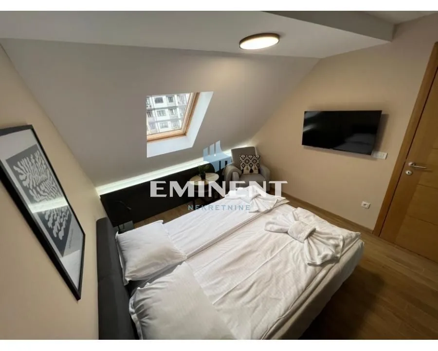 Prodaja, trosoban stan, 55m², Centar, Zlatibor