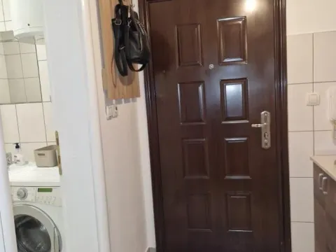 Izdavanje, garsonjera, 25m², Grbavica, Novi Sad Sve Podlokacije - image 8