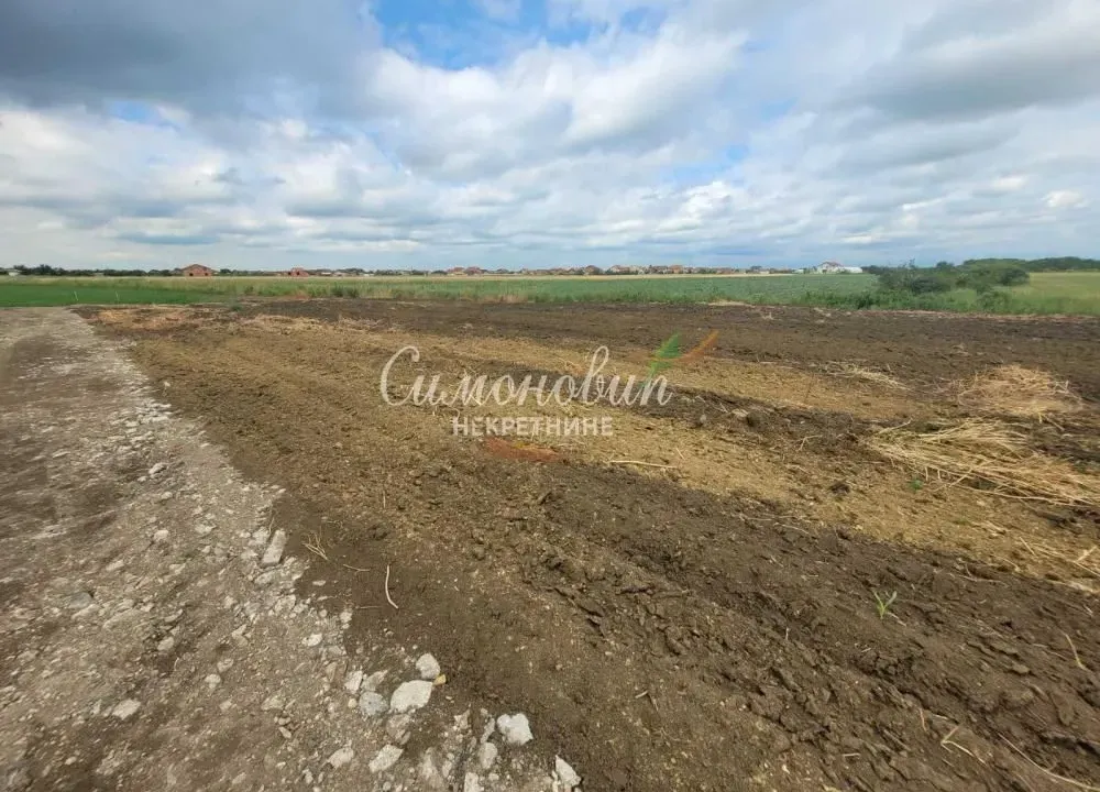 Prodaja, plac, 700m², Krnješevci, Stara Pazova