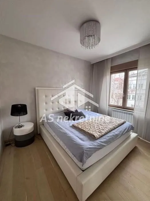 Rent, four bedroom apartment, 105m², Savski Venac, Beograd
