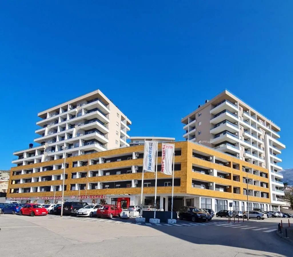 Izdavanje, garsonjera, 30m², Budva, Crna Gora
