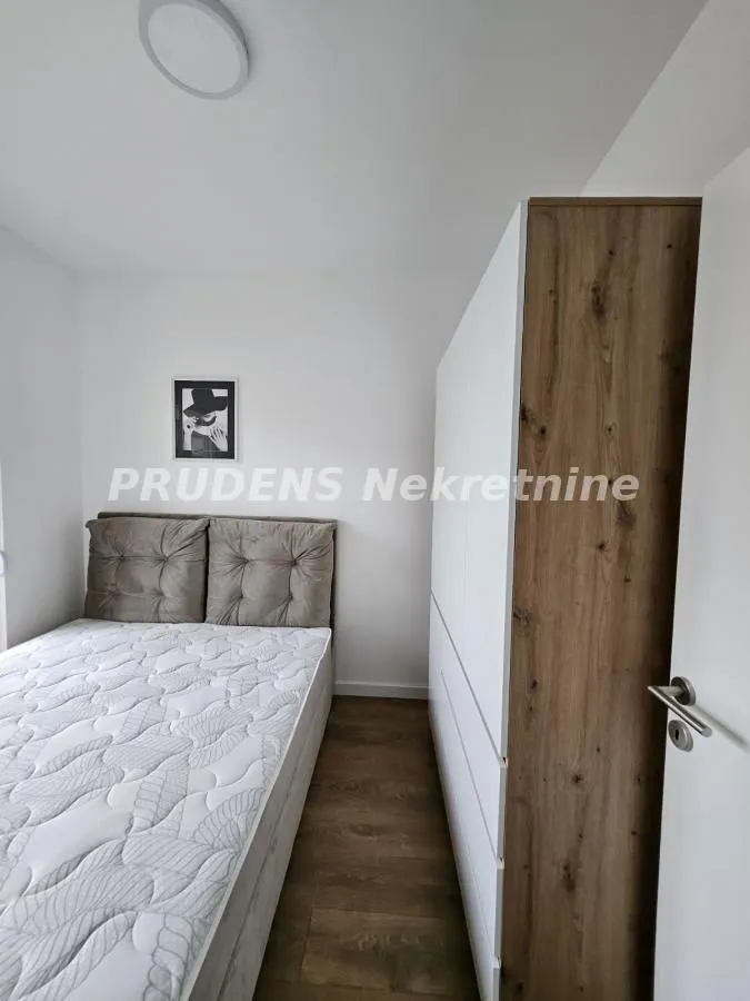 Rent, one bedroom apartment, 35m², Ledine, Beograd
