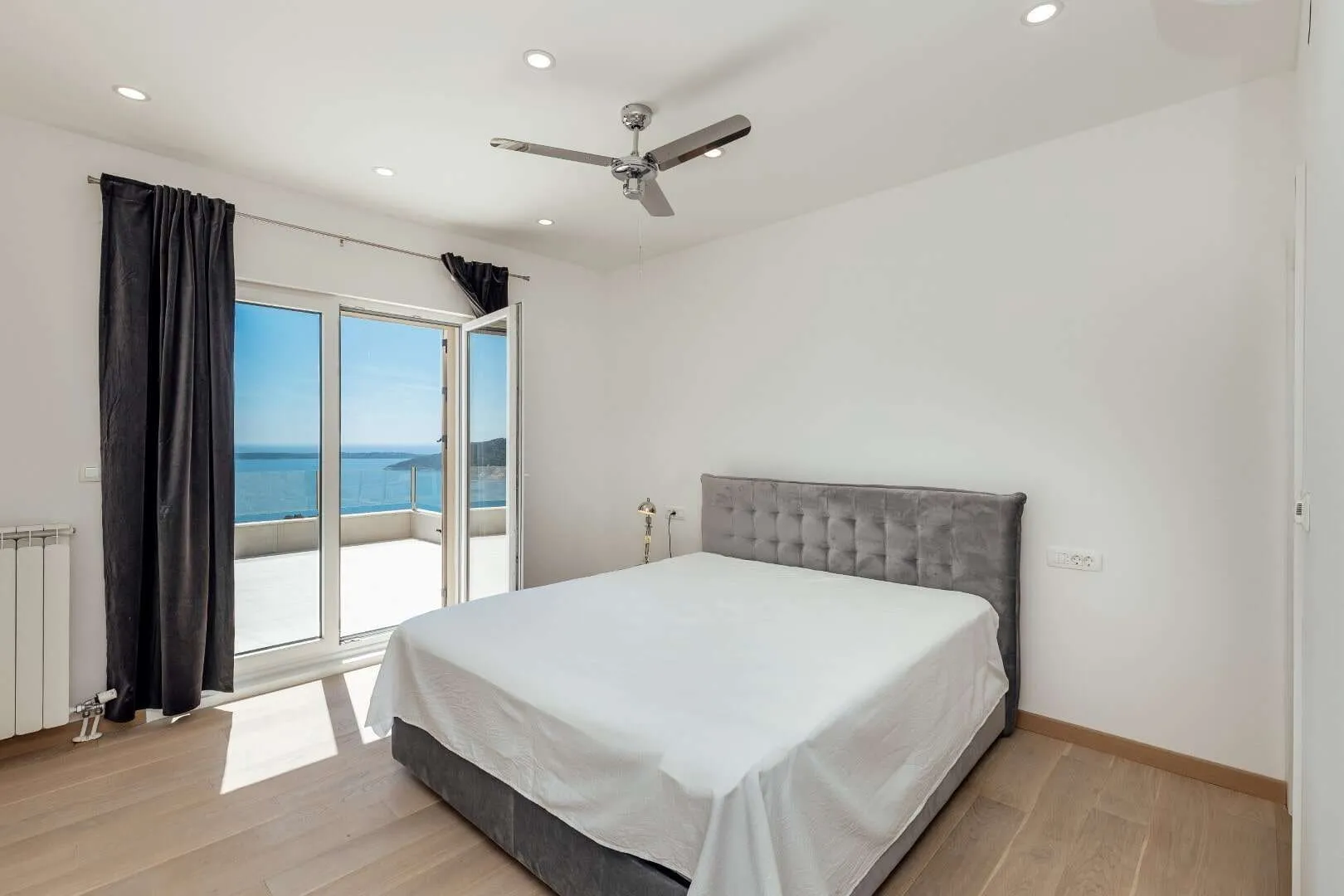 Prodaja, kuća, 338m², Podi, Herceg Novi