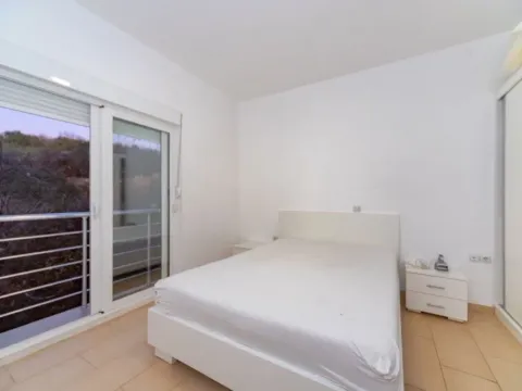 Prodaja, jednosoban stan, 46m², Pinješ, Ulcinj - image 4