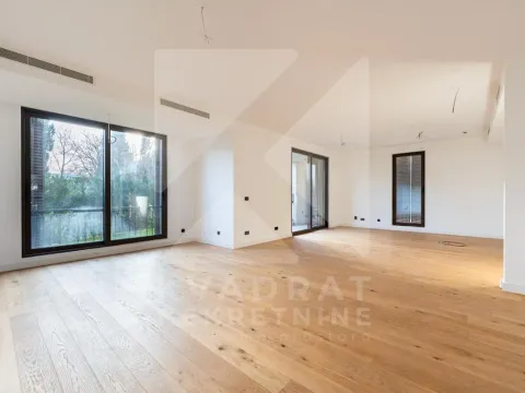 Prodaja, trosoban stan, 137m², Stara Varoš, Podgorica - image 3