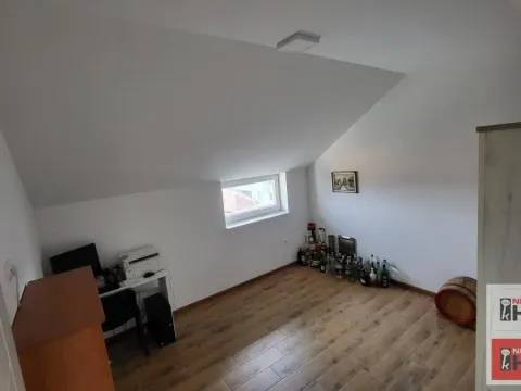 Sale, apartment, 119m², Veternik, Novi Sad Sve Podlokacije - image 8