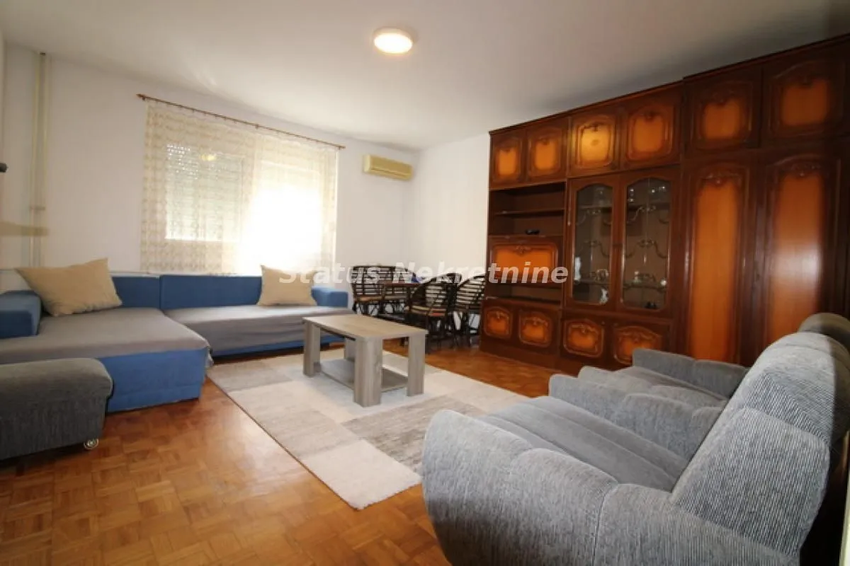 Izdavanje, dvosoban stan, 53m², Rotkvarija, Novi Sad Sve Podlokacije