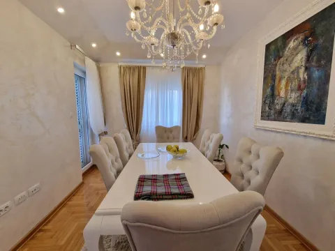 Sale, two bedroom apartment, 90m², Budva, Crna Gora - image 11