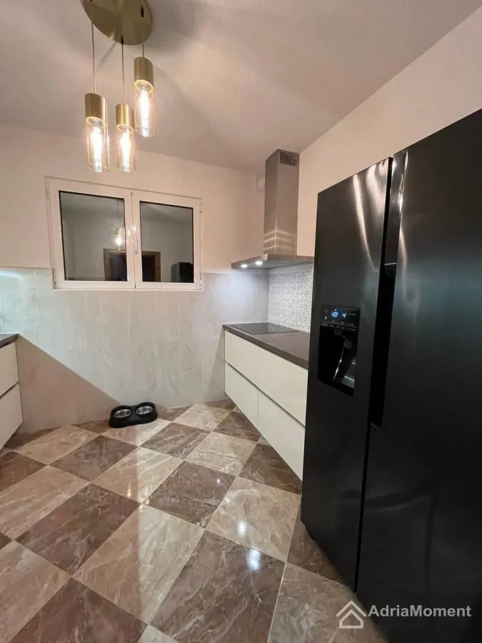 Sale, house, 175m², Šušanj, Bar
