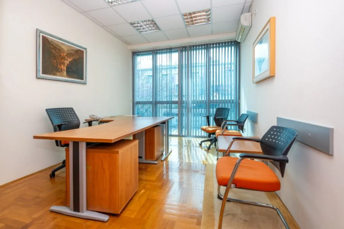 Rent, office space, 78m², Preko Morače, Podgorica