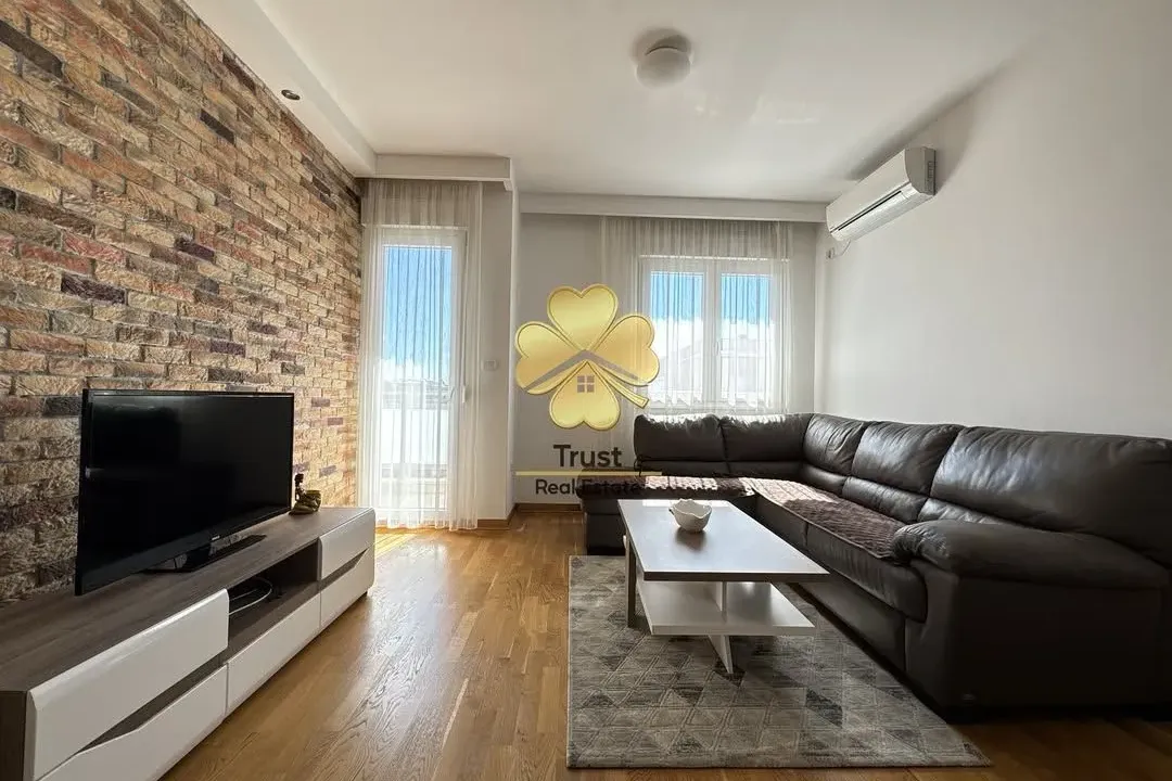 Izdavanje, jednosoban stan, 45m², City Kvart, Podgorica