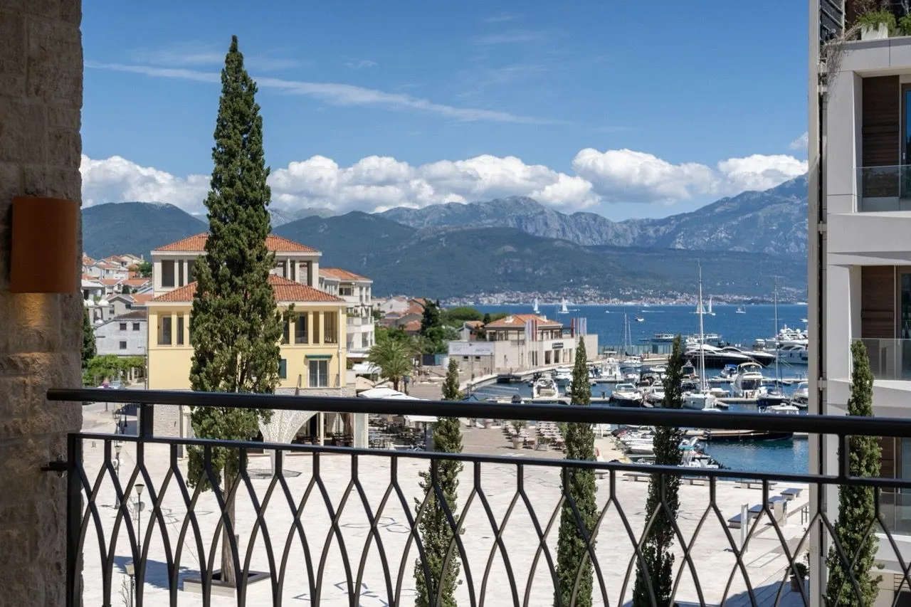 Prodaja, dvosoban stan, 88m², Kumbor, Herceg Novi