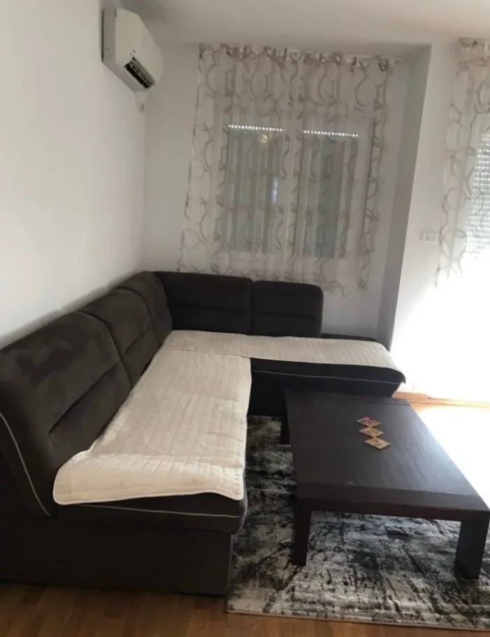 Izdavanje, garsonjera, 31m², City Kvart, Podgorica