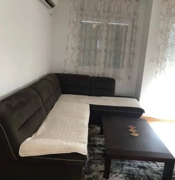 Izdavanje, garsonjera, 31m², City Kvart, Podgorica