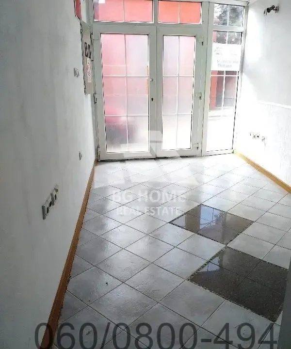 Izdavanje, poslovni prostor, 20m², Lion, Zvezdara Sve Podlokacije