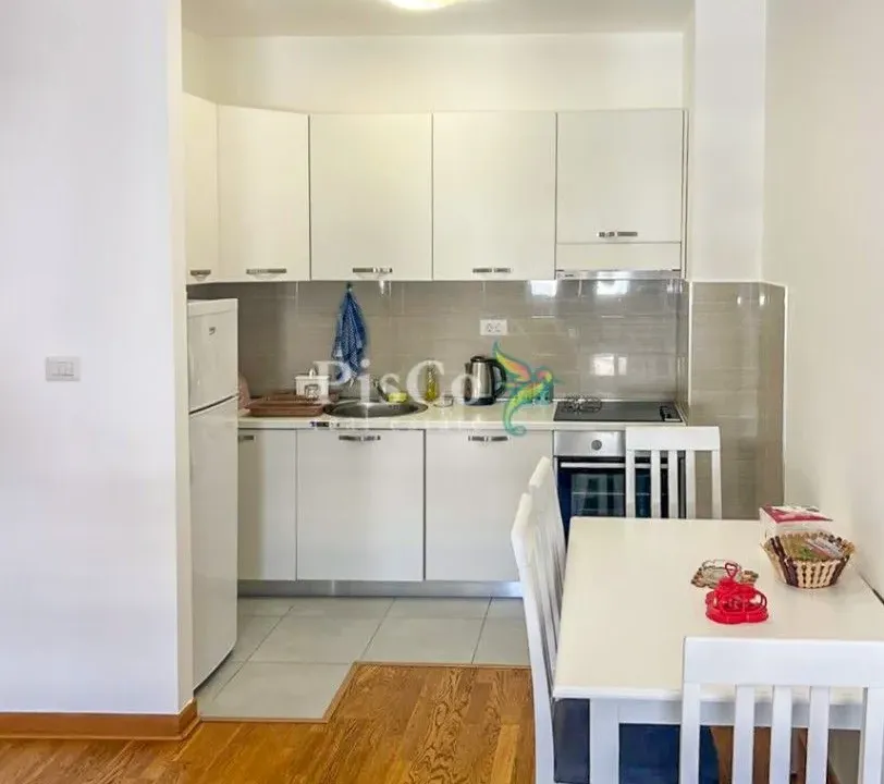 Izdavanje, jednosoban stan, 43m², City Kvart, Podgorica