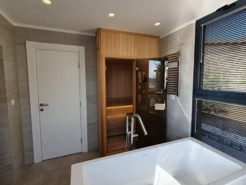 Rent, house, 234m², Masline, Podgorica - image 3