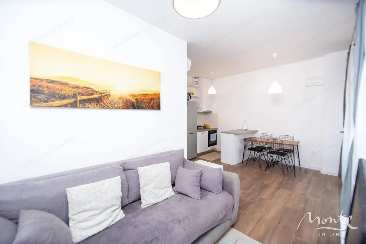 Prodaja, jednosoban stan, 62m², Kalimanj, Tivat
