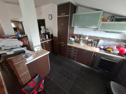 Rent, house, 110m², Donja Gorica, Podgorica - image 2