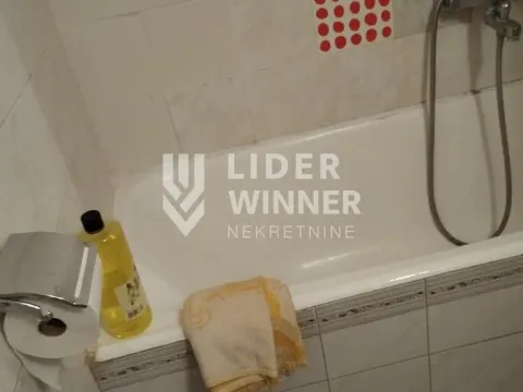 Prodaja, četvorosoban stan, 109m², Vračar Hram, Vračar Sve Podlokacije - image 6