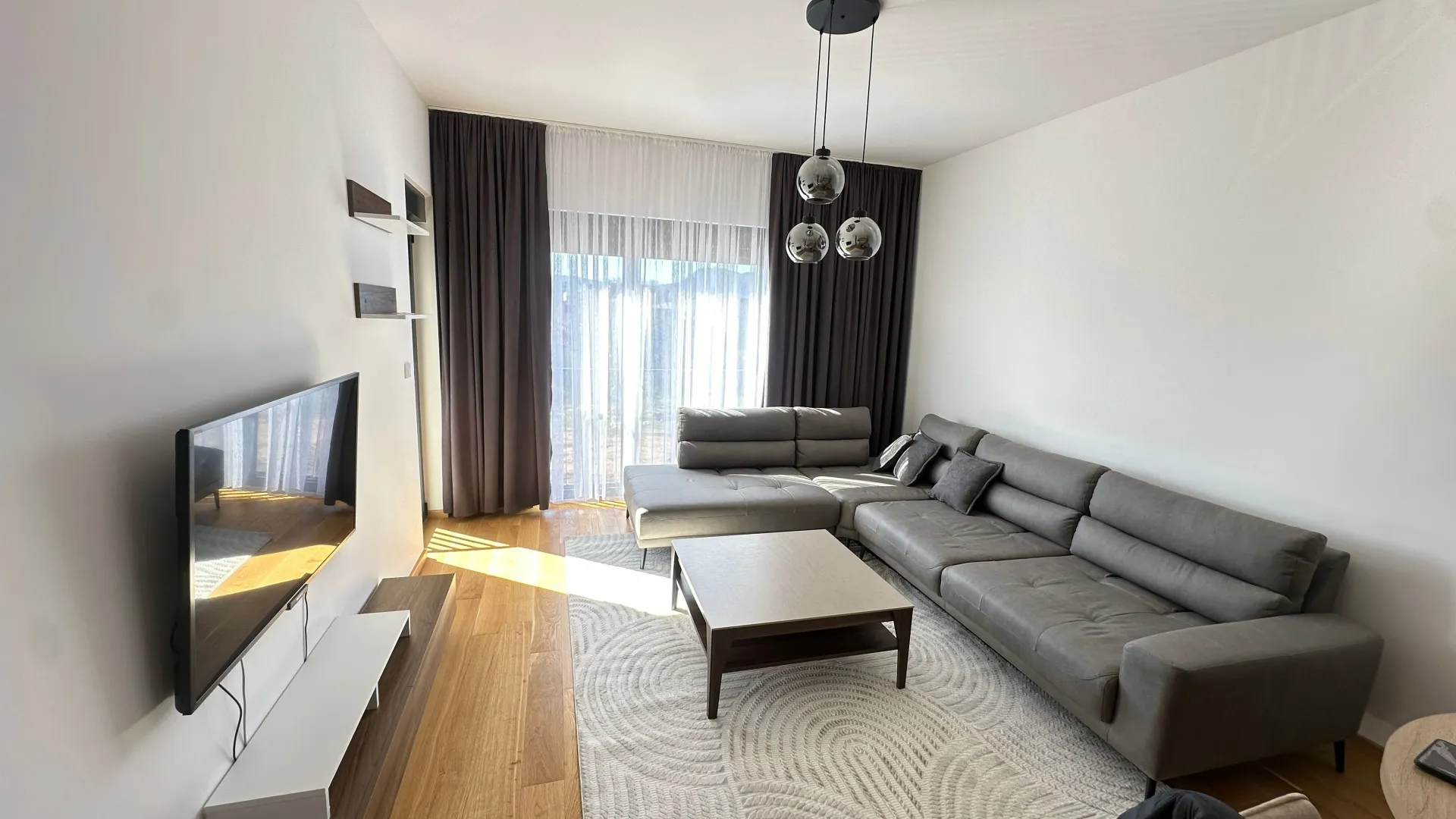 Izdavanje, jednosoban stan, 53m², Zabjelo, Podgorica