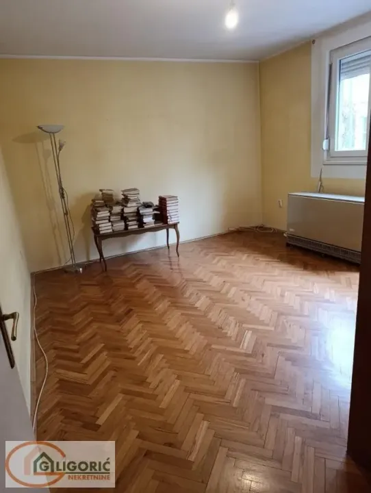 Prodaja, dvosoban stan, 48m², Karaburma, Palilula Sve Podlokacije