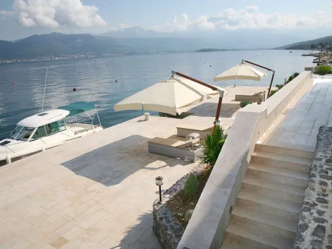 Rent, house, 300m², Krašići, Tivat - image 19