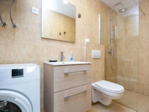 Sale, one bedroom apartment, 29m², Centar, Tivat - image 12