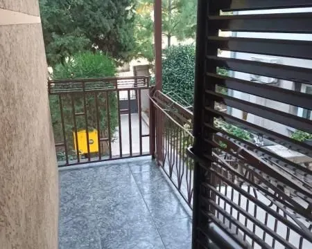 Izdavanje, kuća, 180m², Savski Venac, Beograd - image 14