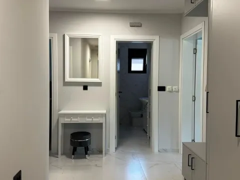 Rent, house, 160m², Pričelje, Podgorica - image 10