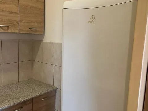 Izdavanje, jednosoban stan, 43m², Stari Aerodrom, Podgorica - image 4