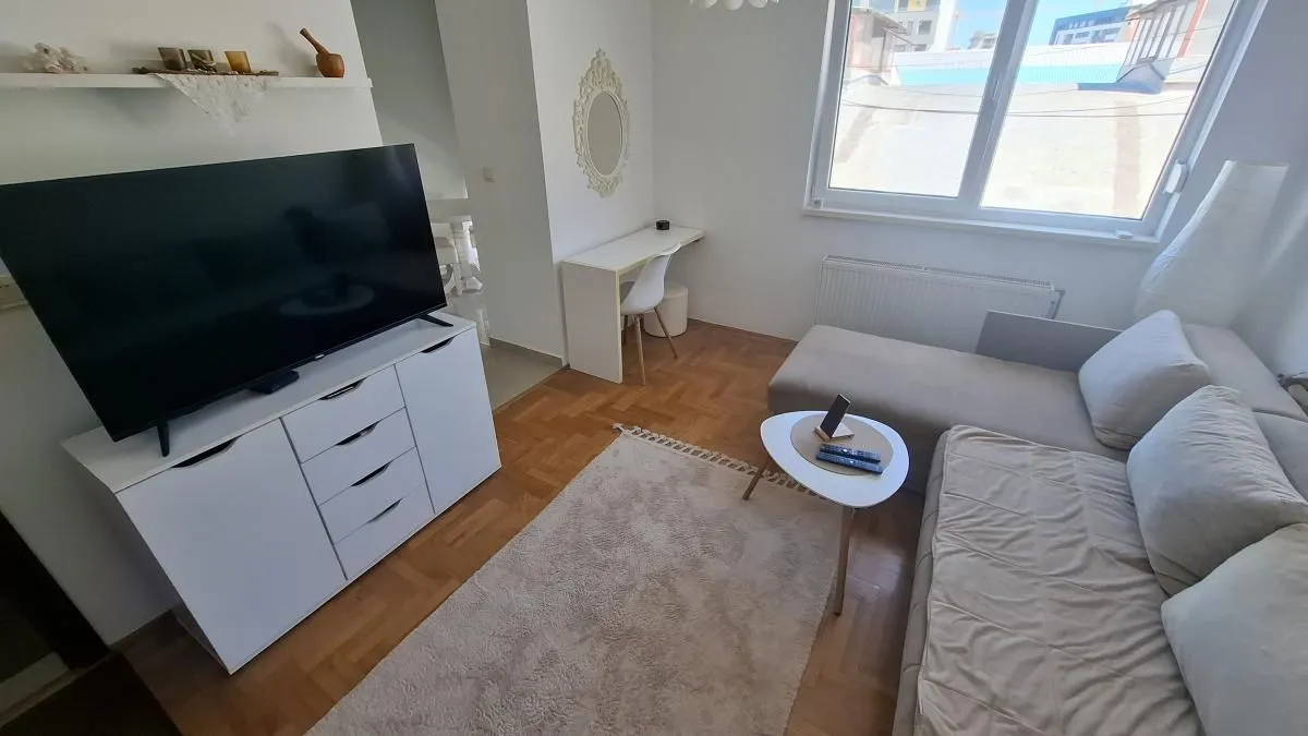 Prodaja, jednosoban stan, 24m², Centar, Novi Sad