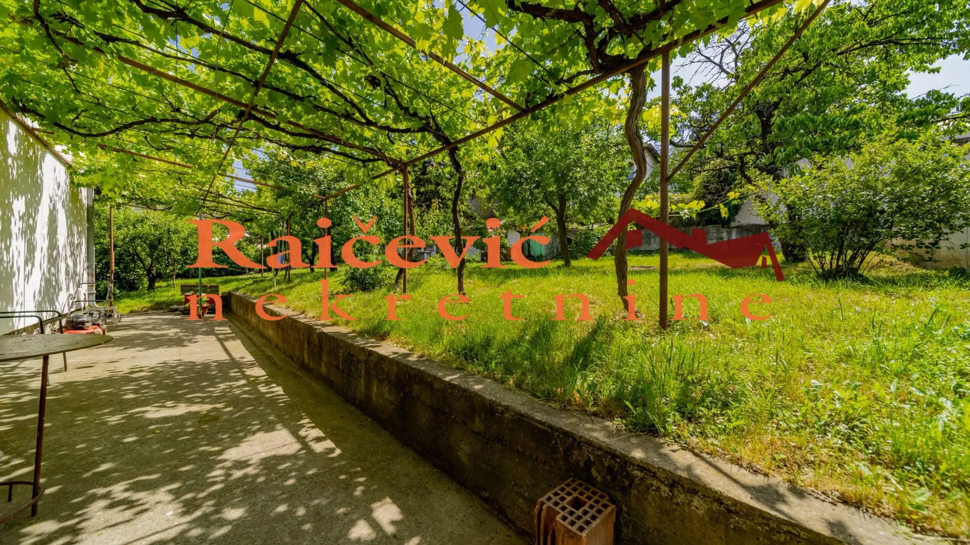 Sale, house, 300m², Savski Venac, Beograd