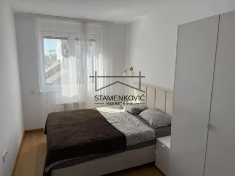 Izdavanje, dvosoban stan, 65m², Centar, Novi Sad - image 7