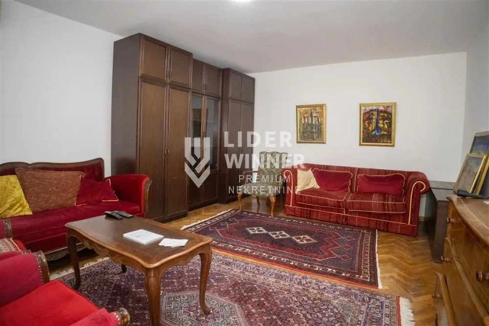Prodaja, dvosoban stan, 51m², Vračar Sve Podlokacije, Beograd