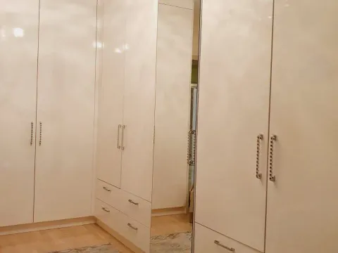 Izdavanje, trosoban stan, 101m², Podgorica, Crna Gora - image 14