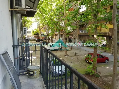 Rent, office space, 40m², Savski Venac, Beograd - image 10