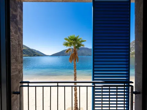 Sale, one bedroom apartment, 53m², Risan, Kotor - image 8