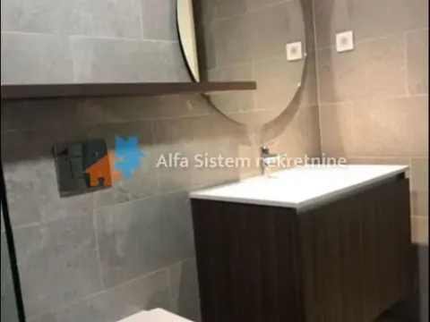 Izdavanje, trosoban stan, 86m², Savski Venac, Beograd - image 9