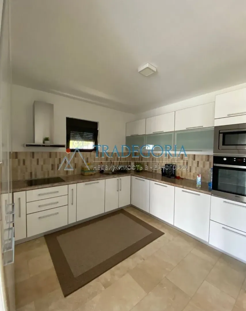 Prodaja, kuća, 300m², Bar, Crna Gora